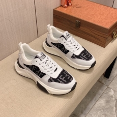 Fendi Low Shoes